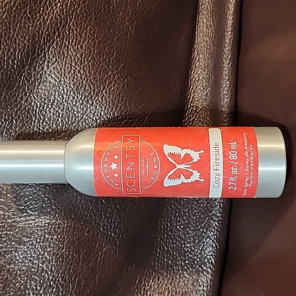 Scentsy Room Spray Cozy Fireside